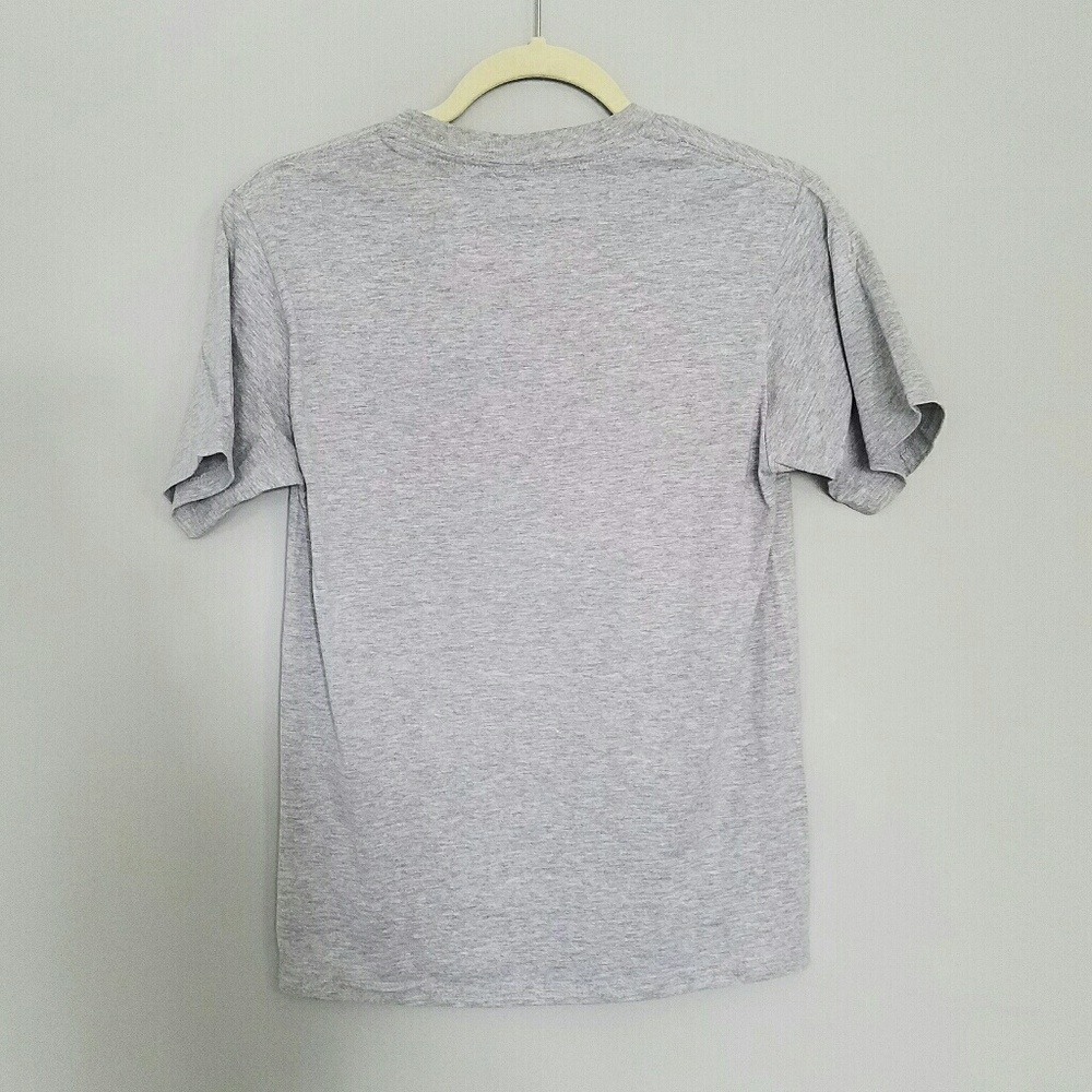 LAST ONE! 'Hakuna Matata' graphic tee - Picture 3 of 5